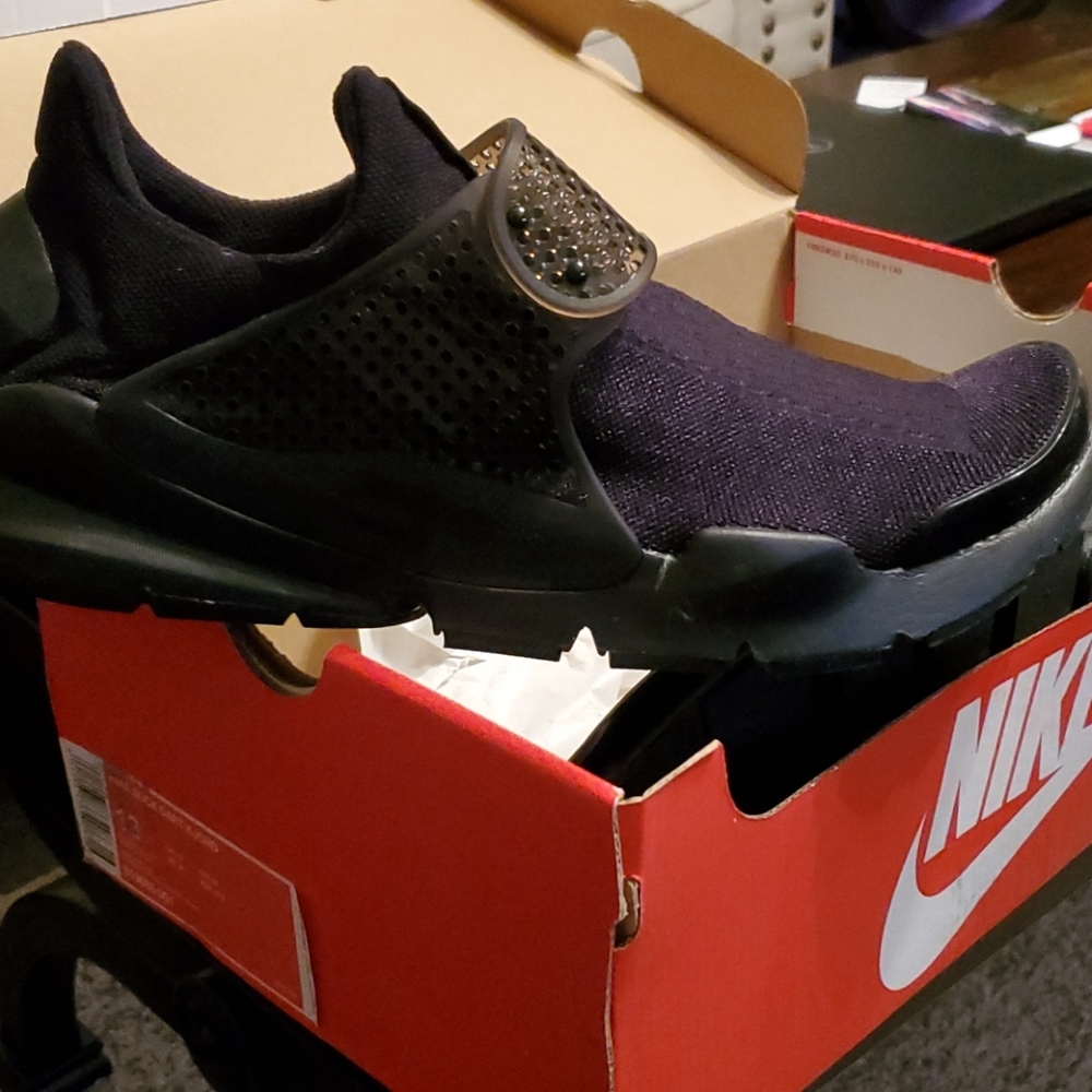 Nike sock Dart